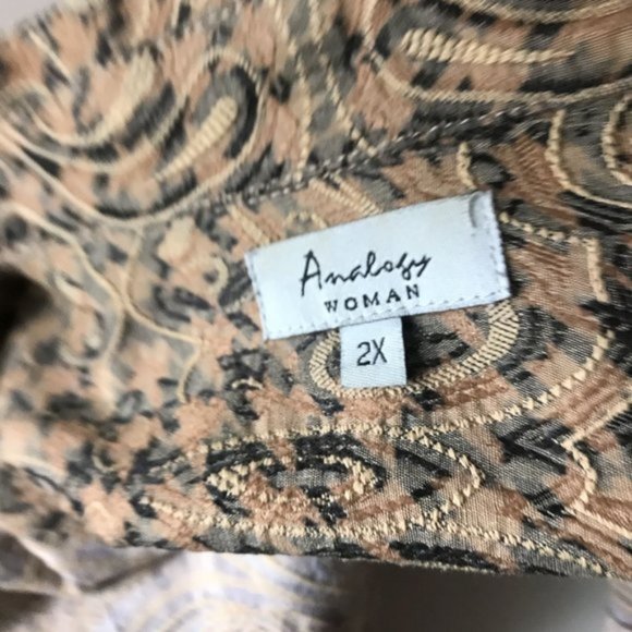 Long Sleeve Paisley Button Up Top 2x - Picture 7 of 12